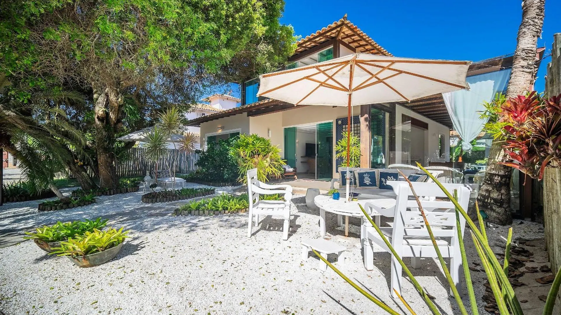 Holiday home Bz92 Linda Casa A 600M Da Rua Das Pedras! 4 Suites Armacao dos Buzios